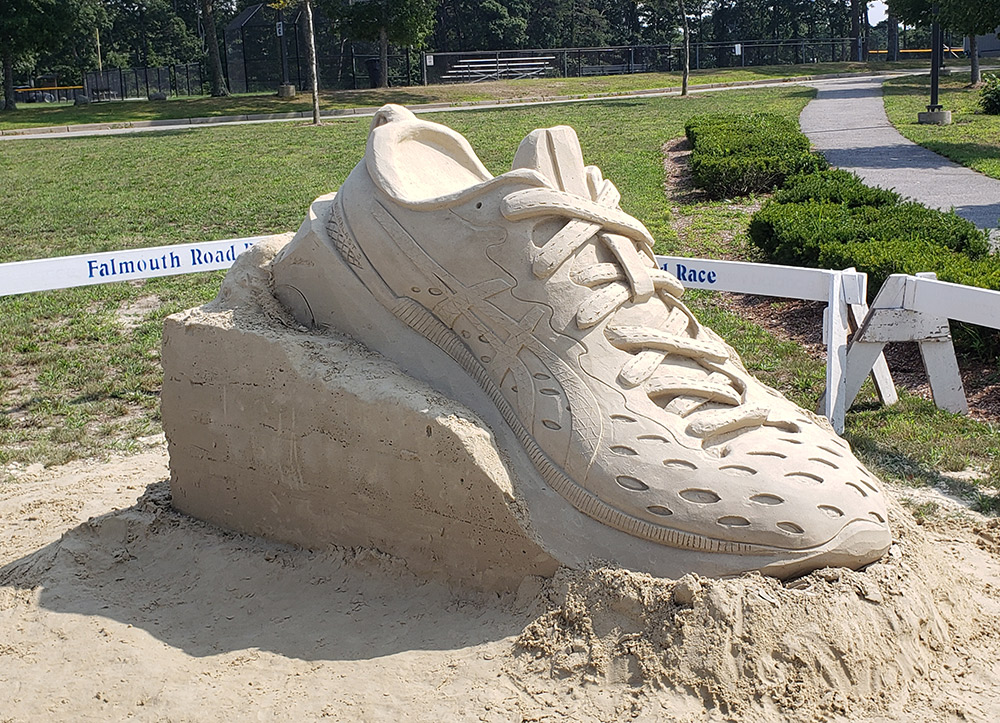 asics sand sculpture